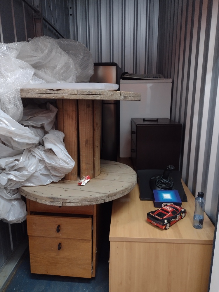 Kennards Self Storage Kirrawee Bid on Self Storage Unit auction IB-8958