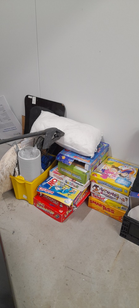 Silo Storage Wollongong Abandoned Storage Unit Auctions auction IB-1146