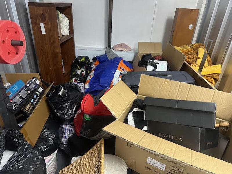 Notting Hill Self Storage Abandoned Storage centre Auctions auction IB-2043