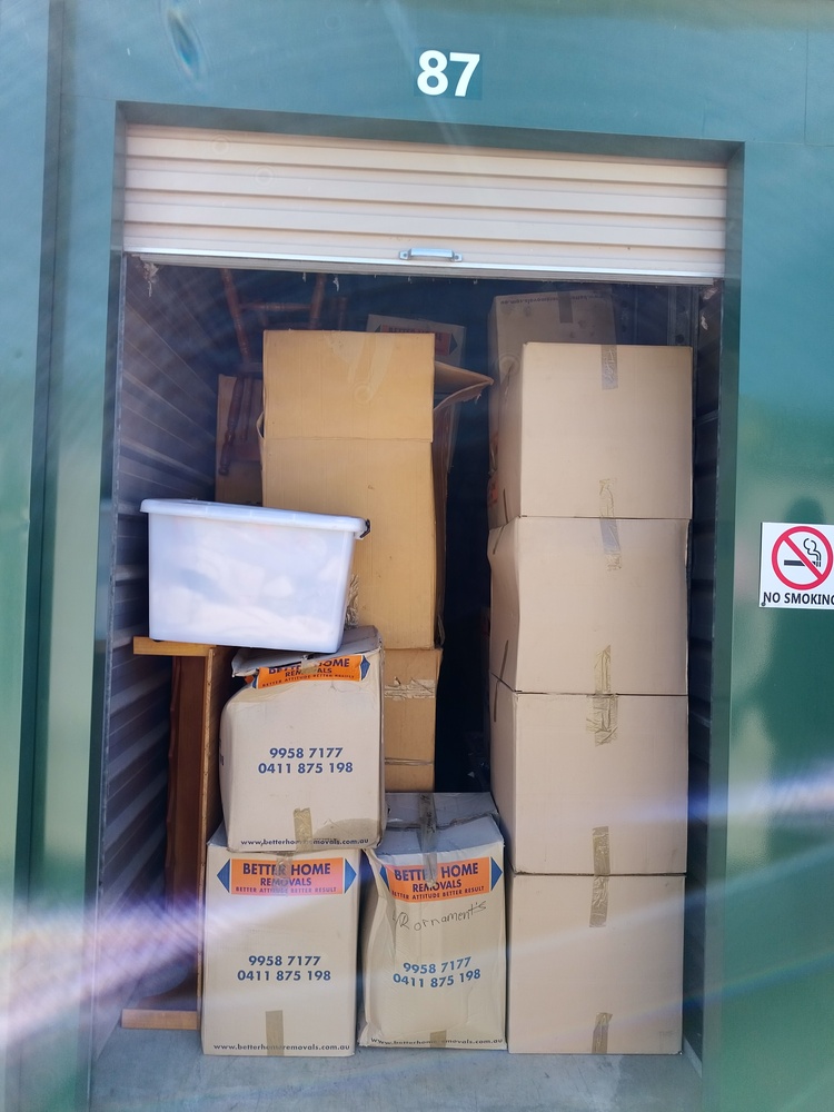 Penrith Lock Up Storage Units Storage auction IB-3950