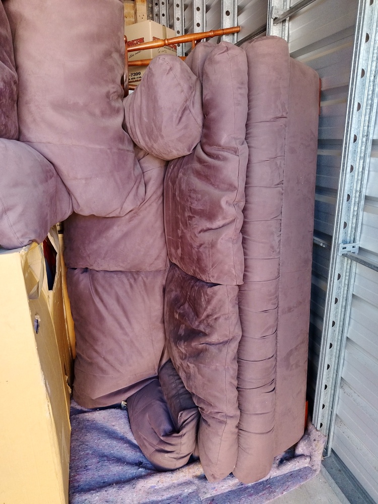 Penrith Lock Up Storage Units AustraliaÂ Storage Auctions auction IB-3950