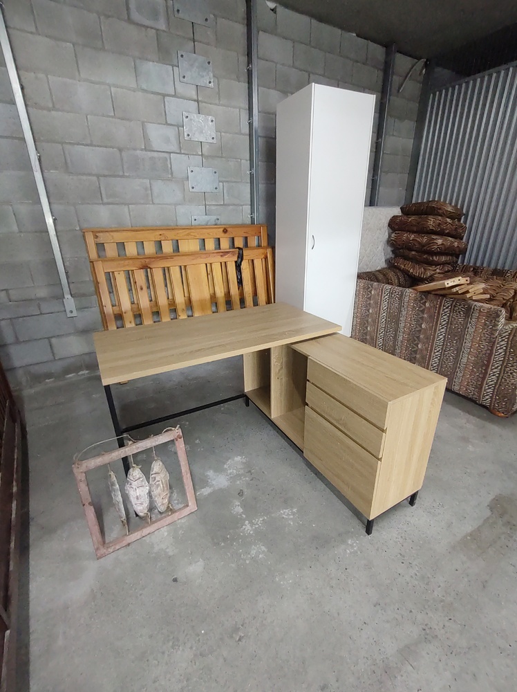 Kennards Self Storage Southport Bid on Storage Unit auction IB-1052