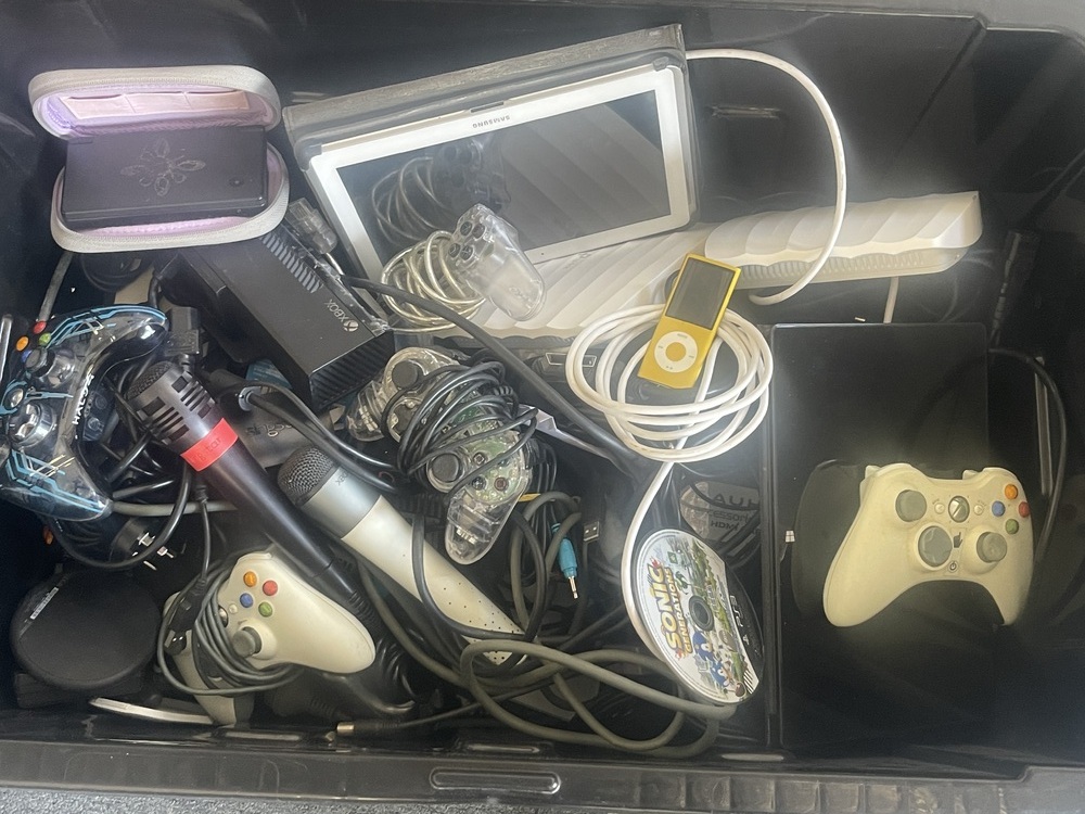 D. Koutts - Private Seller Self Storage Facility Unit auction IB-8667