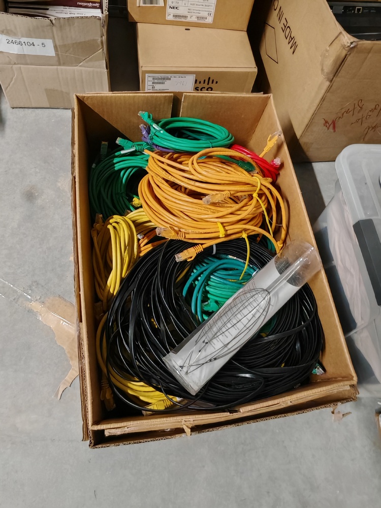 Tristan - H - Private Seller Storage Auctions auction IB-6435