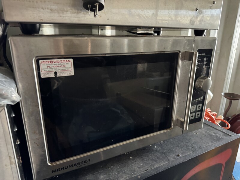 Store It Cheap Campbellfield Abandoned Storage garage Auctions auction IB-6241