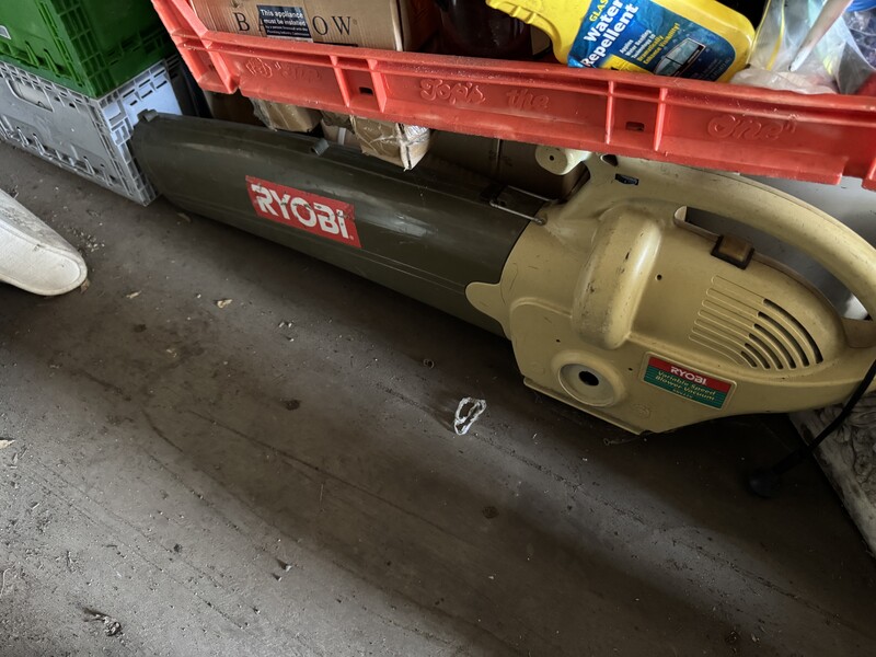 Store It Cheap Campbellfield Self Storage Auctions auction IB-6241