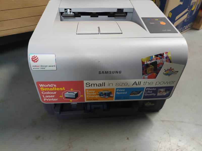 Storage King Thomastown Abandoned Storage shed Auctions auction IB-2425