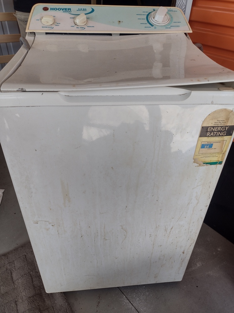 Kennards Self Storage Prospect Abandoned Storage Unit Auctions auction IB-7675