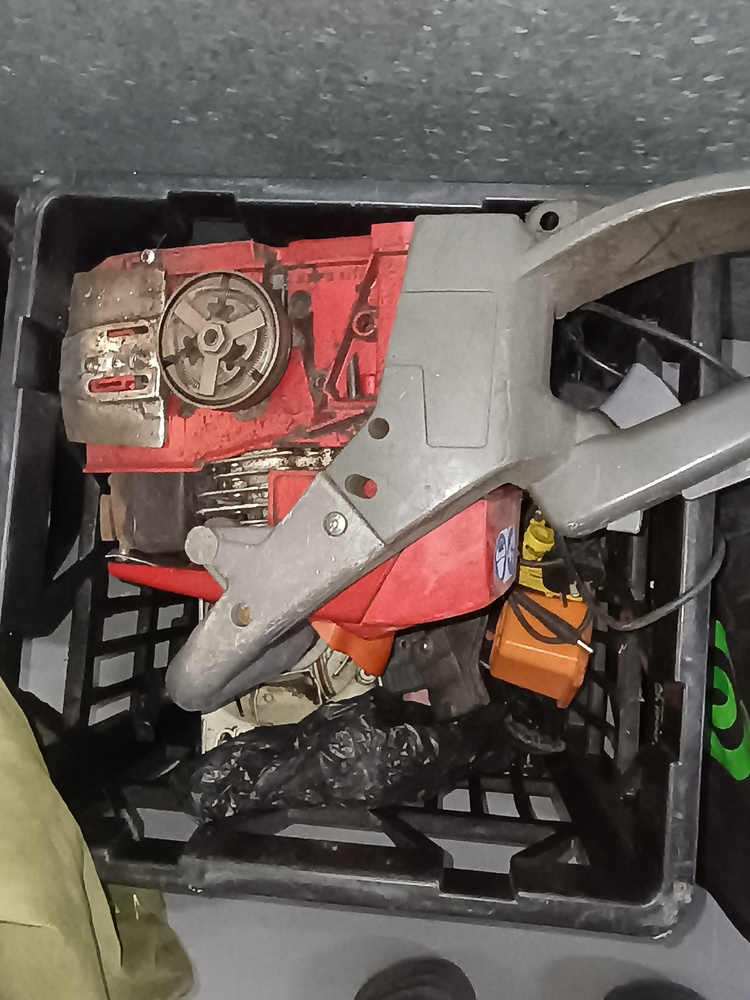 Kennards Self Storage Cardiff Self Storage auction IB-1183