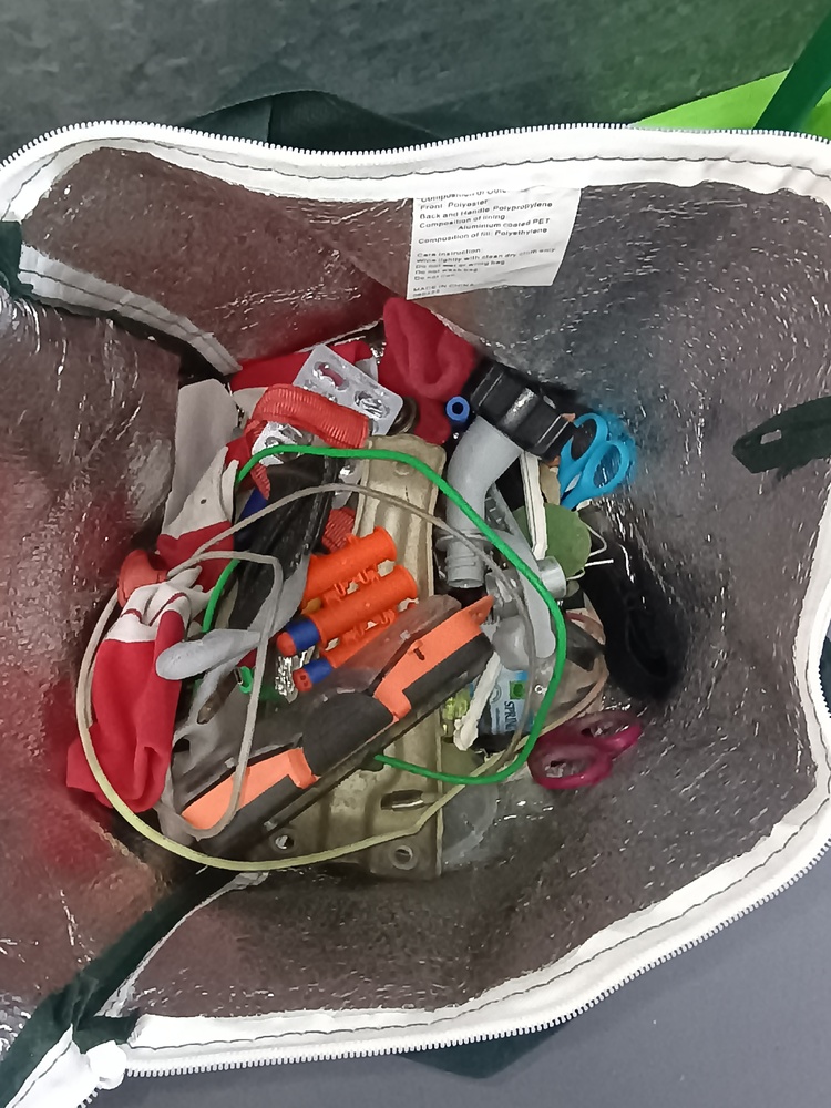 Kennards Self Storage Cardiff Abandoned Self Storage Auctions auction IB-1183