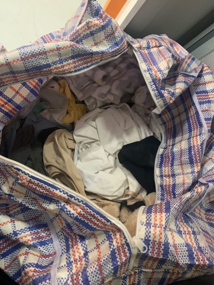 Rent a Space Gregory Hills Abandoned Storage Unit Auctions auction IB-2524