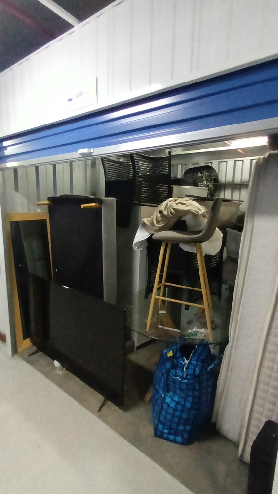 Storage King Prestons Storage auction IB-8894