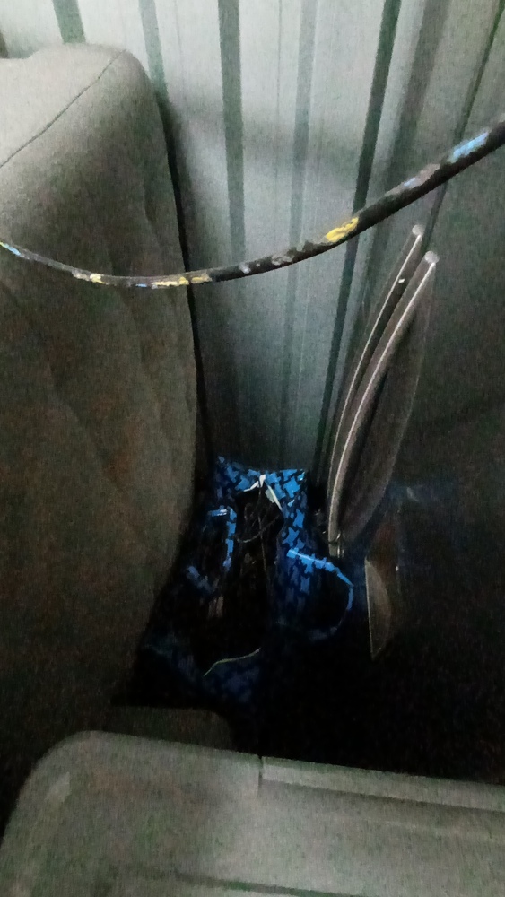 Storage King Prestons Abandoned Storage shed Auctions auction IB-8894