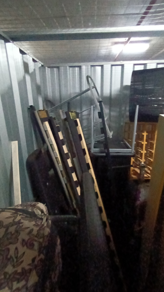 Storage King Prestons Storage Facility Auctions auction IB-8894