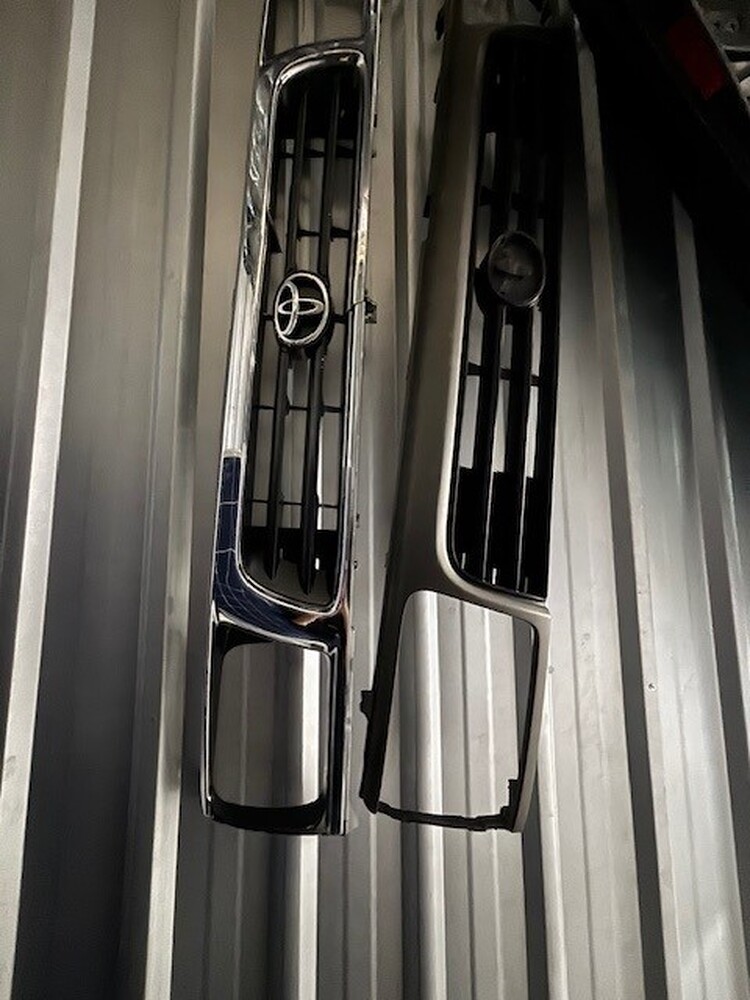 Loxon Storage Burleigh Self Storage Unit auction IB-4278