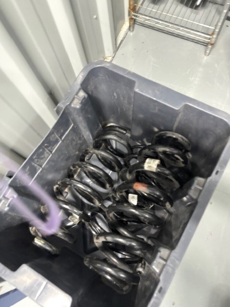 Loxon Storage Burleigh Storage Facility Unit auction IB-4278