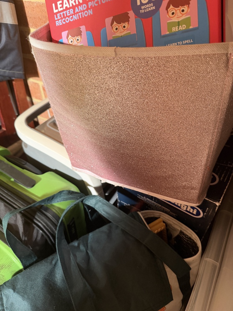 N. Woolard - Private Seller Self Storage Auctions auction IB-8665