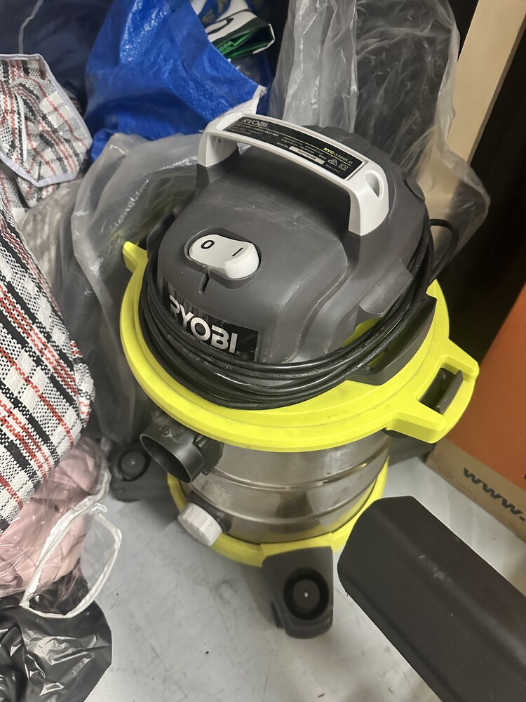 Rent a Space Bexley Self Storage auction IB-2240