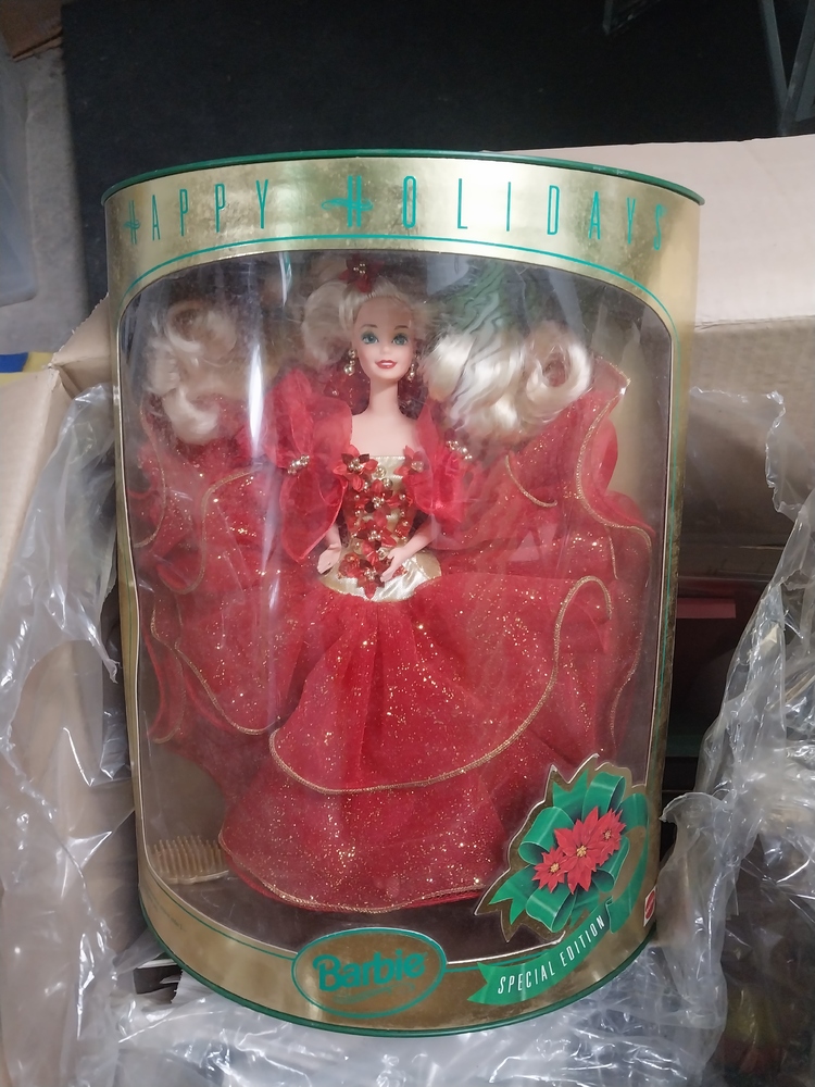 Storage King McGraths Hill Abandoned Storage Unit Auctions auction IB-8367