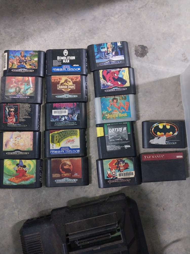 Storage King McGraths Hill Self Storage Auctions auction IB-8367