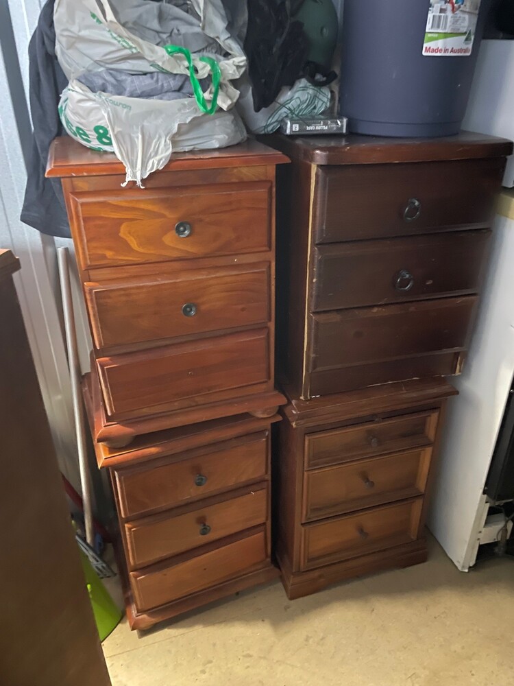 Storage King Hamilton Storage auction IB-4567