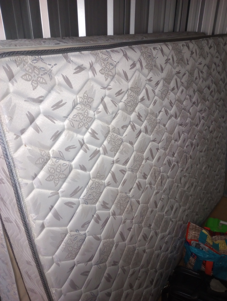 Kennards Self Storage Cranbourne Storage Unit auction IB-1606