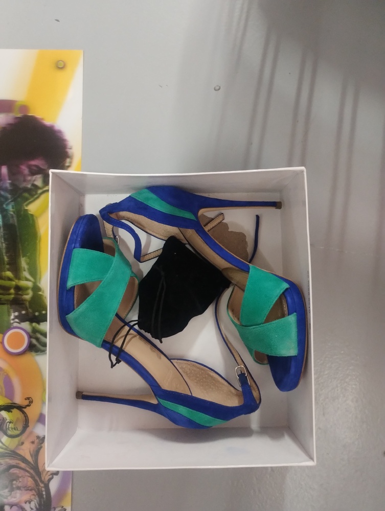 Kennards Self Storage Craigieburn Bid on Self Storage Unit auction IB-5945