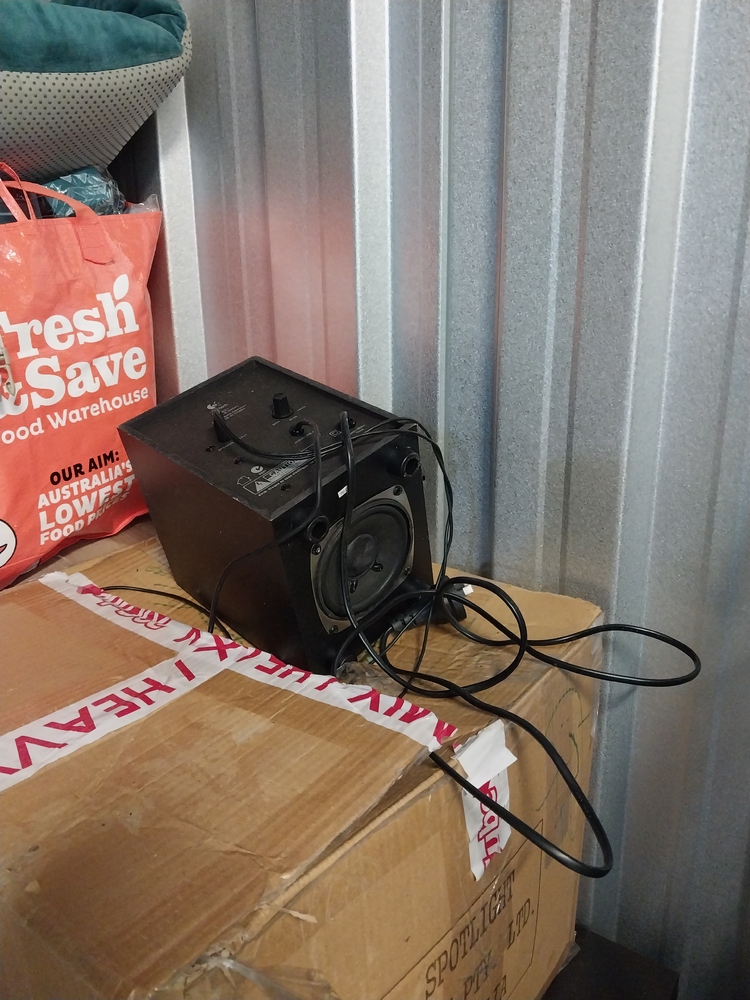 Storage King North Lakes Abandoned Storage garage Auctions auction IB-3078