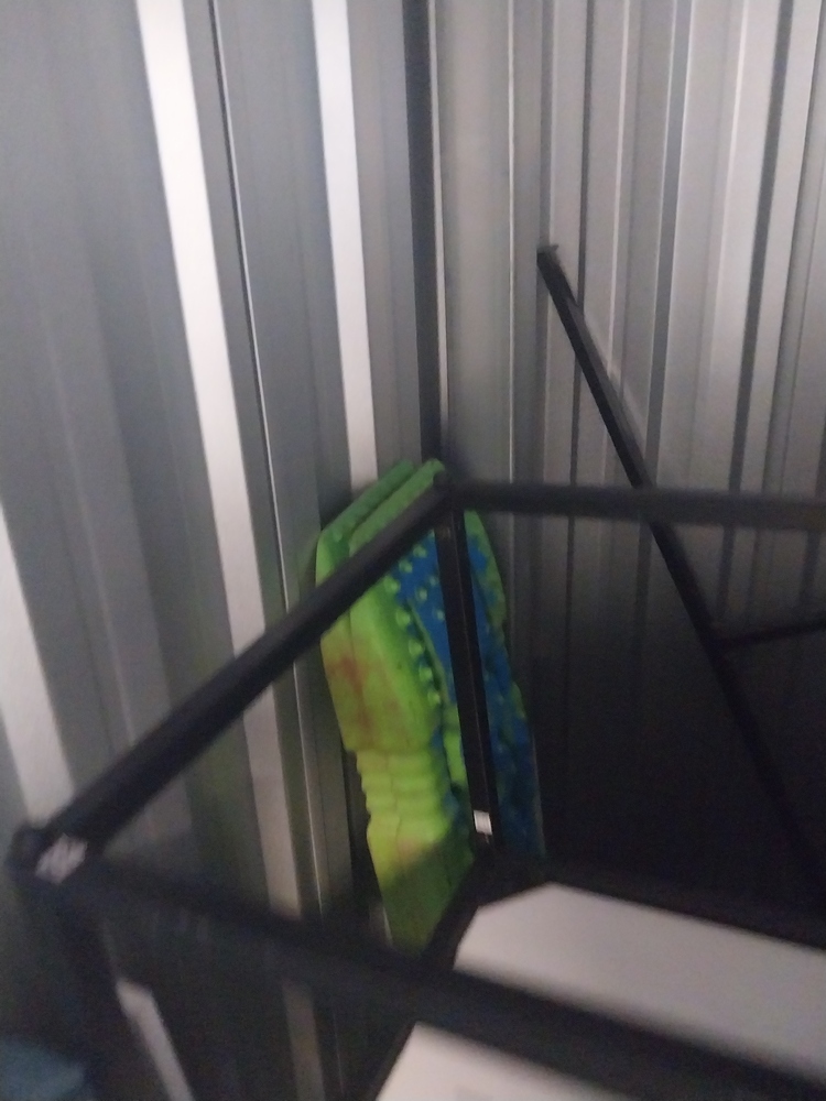 Storage King North Lakes Abandoned Storage shed Auctions auction IB-3078