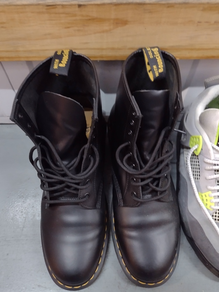 Kennards Self Storage Maribyrnong Storage auction IB-9984