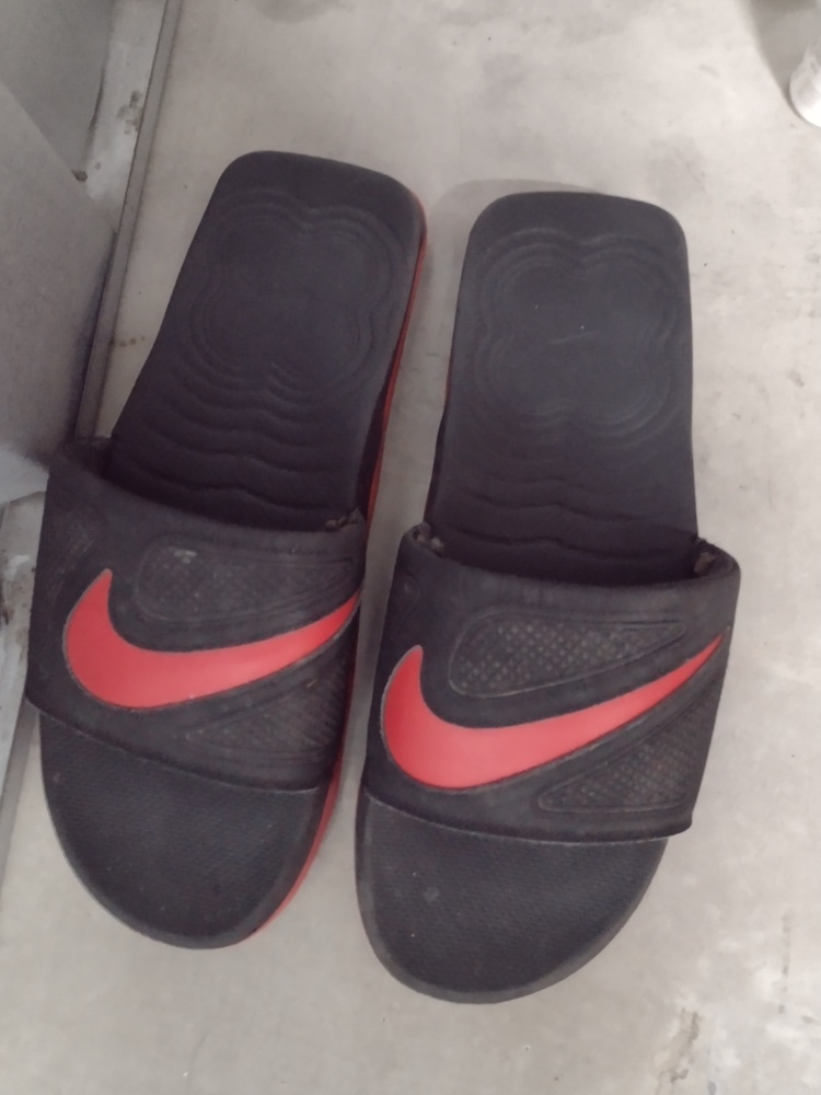 Kennards Self Storage Maribyrnong AustraliaÂ Storage Auctions auction IB-9984