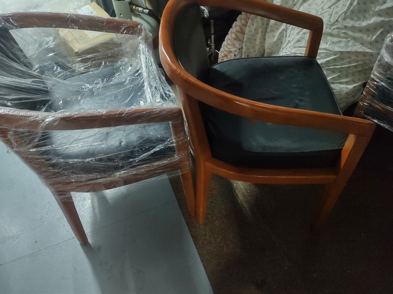 Kennards Self Storage Flemington Abandoned Storage Unit Auctions auction IB-4394