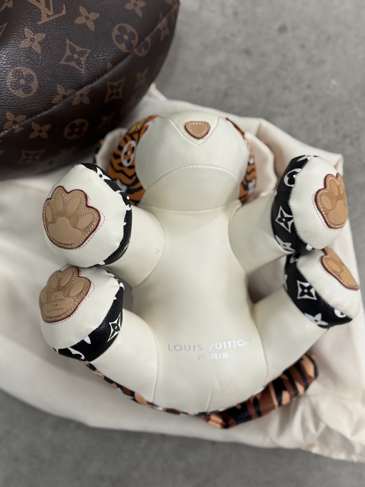 Fort Knox Self Storage Melbourne West Bid on Self Storage Unit auction IB-2465