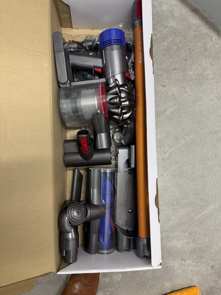 Fort Knox Self Storage Melbourne West Self Storage Unit auction IB-7041