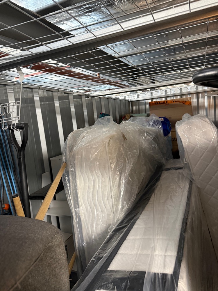 Rent a Space Casula Abandoned Storage shed Auctions auction IB-2144