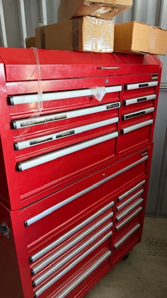 S. Orton - Private Seller Storage auction IB-1852