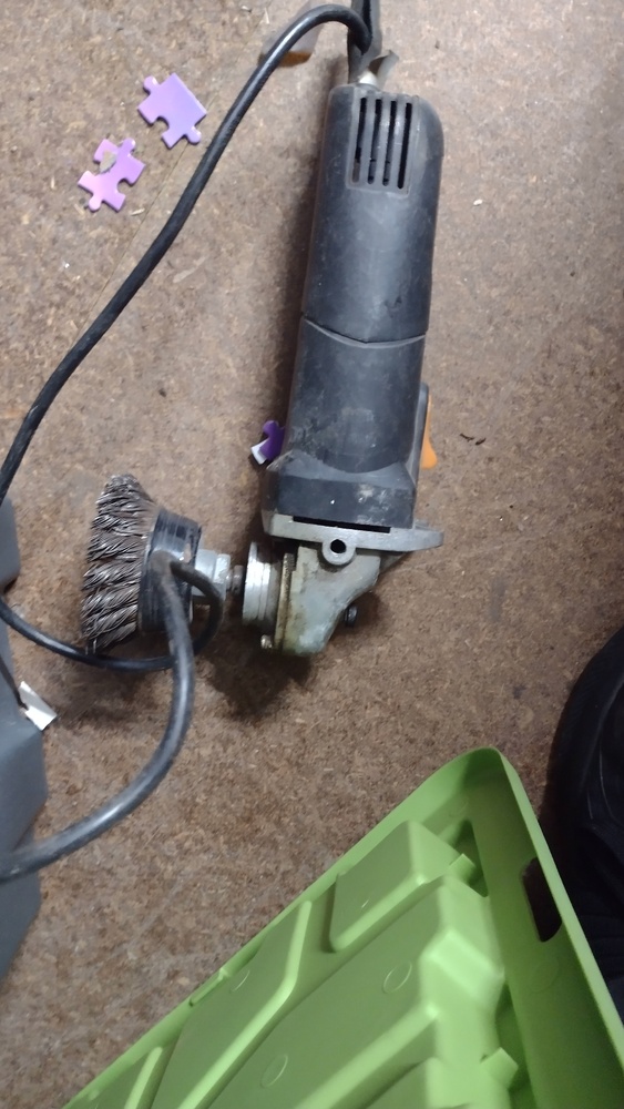 Kennards Self Storage Seaford Meadows Bid on Storage auction IB-1442