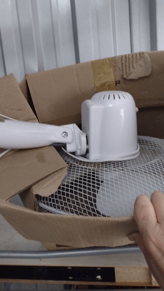 Kennards Self Storage Seaford Meadows Abandoned Self Storage Auctions auction IB-1442