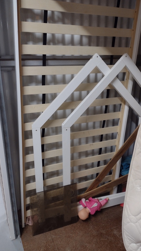 Kennards Self Storage Seaford Meadows Self Storage Auctions Australia auction IB-1442