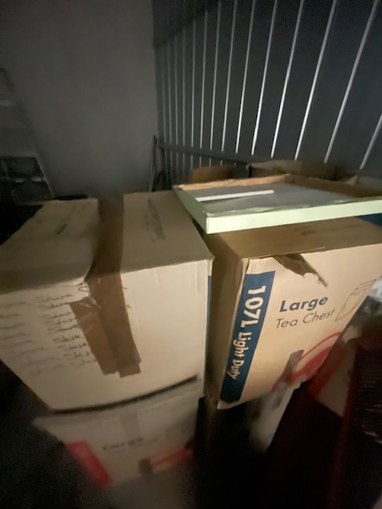 StoreLocal Hallam Storage auction IB-7714