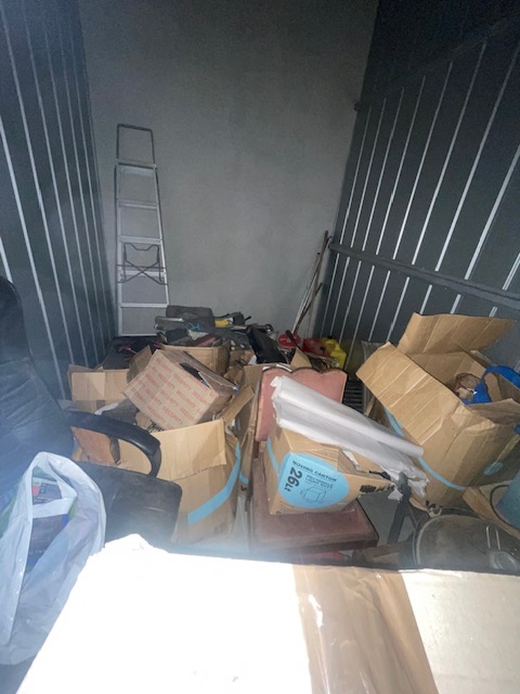 StoreLocal Hallam Storage Unit auction IB-7714