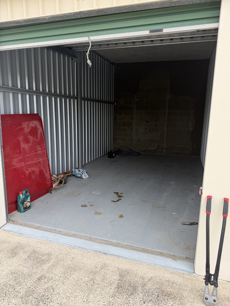 Loxon Storage Narangba Storage Facility Unit auction IB-6274