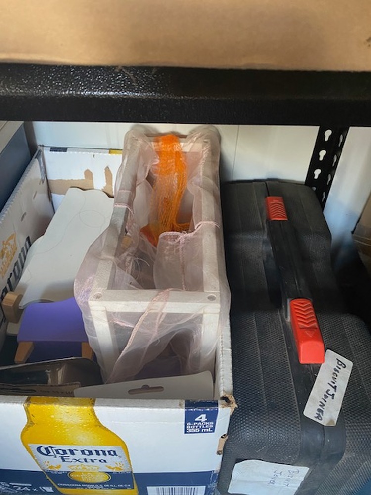 C. Seitz - Private Seller Bid on Self Storage Unit auction IB-2868