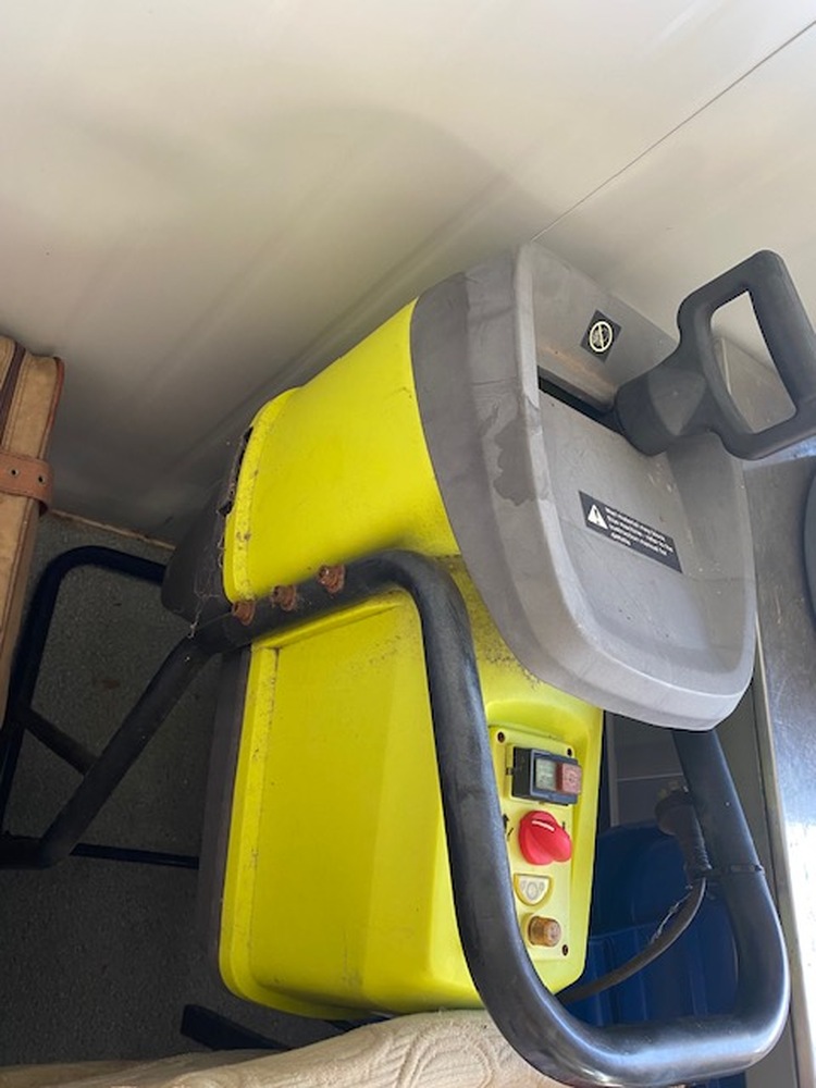 C. Seitz - Private Seller Bid on Storage auction IB-2868