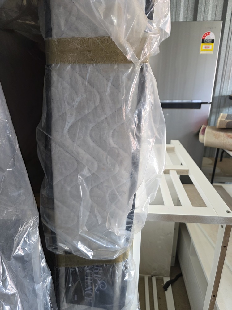 Storage King Toowoomba Bid on Storage auction IB-3397