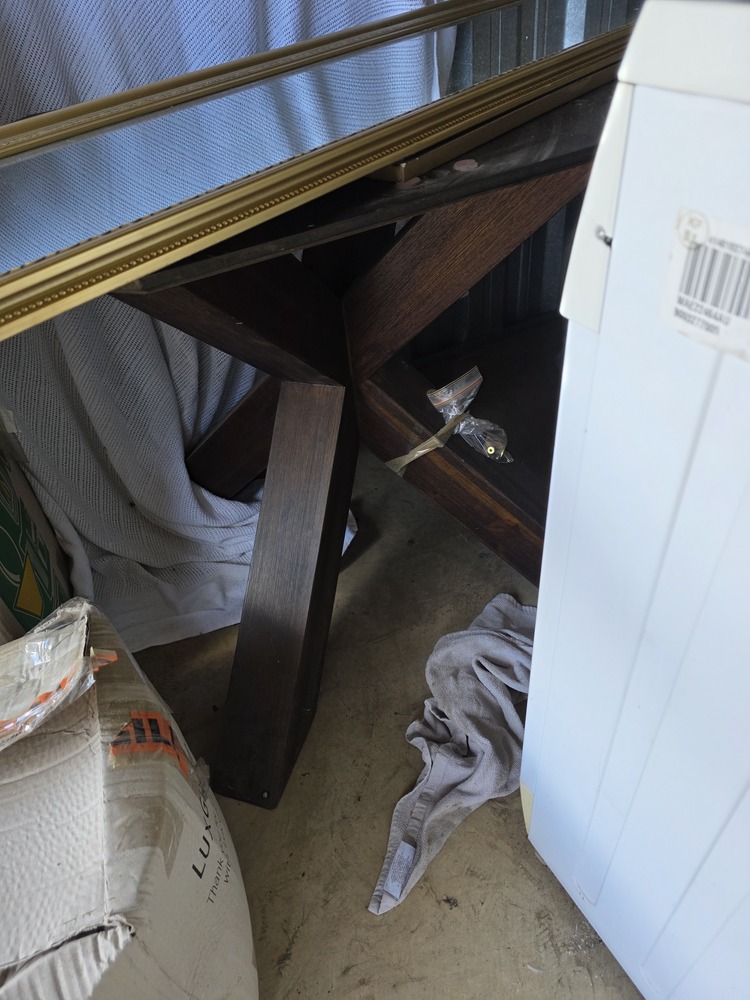 Storage King Toowoomba Abandoned Storage centre Auctions auction IB-3397