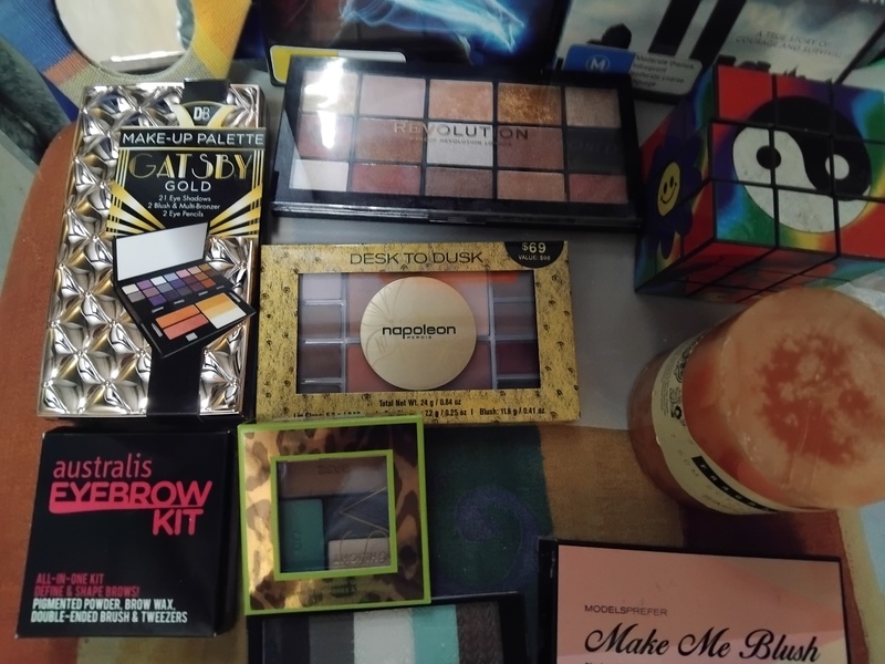 I. Teoh - Private Seller Self Storage auction IB-5696