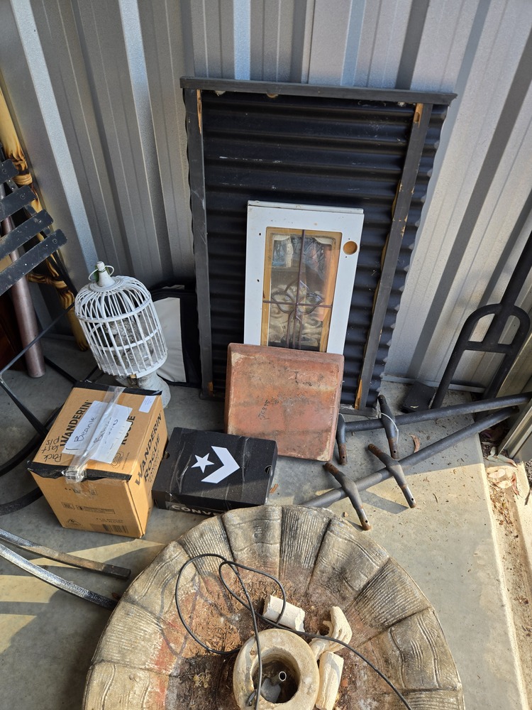 L. Gracie - Private Seller Bid on Storage Unit auction IB-7315