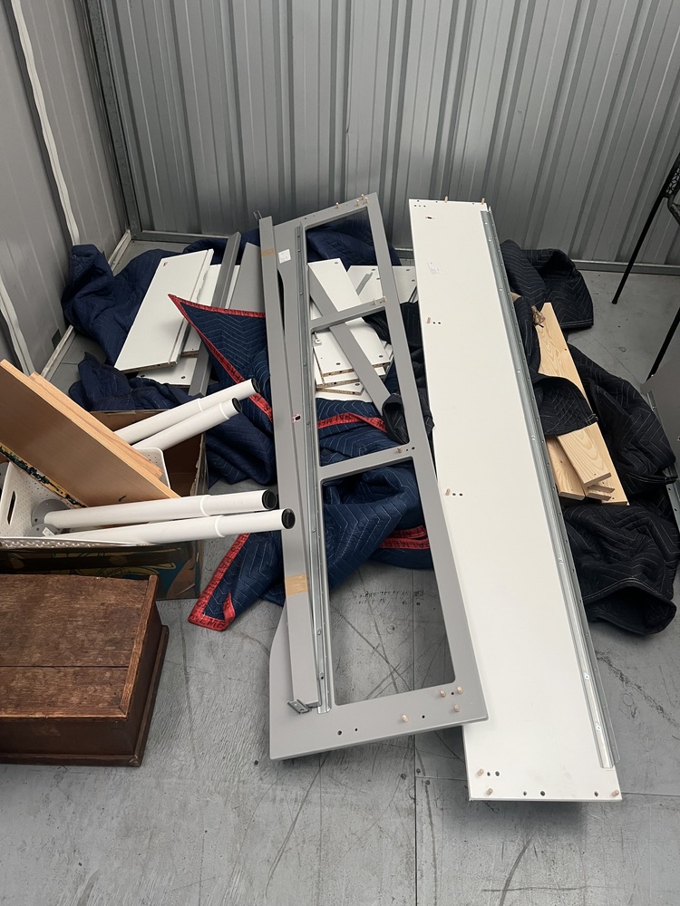 Palmers Self Storage Storage auction IB-1668