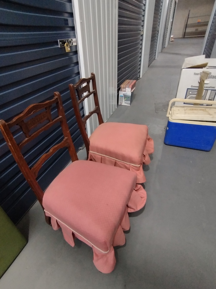 Kennards Self Storage Mile End Bid on Storage Unit auction IB-2075